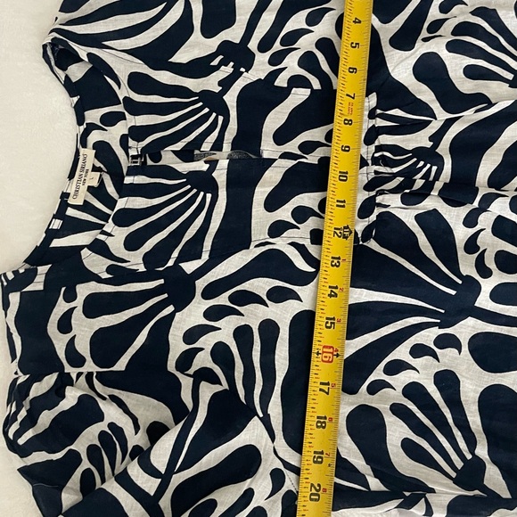 NWT. Christian Siriano Linen Blend Navy and Cream Patterned Women's Top, Sz L - Picture 10 of 11